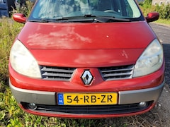 Renault Grand Scénic - 2.0-16V Privilège Luxe Motorproblemen