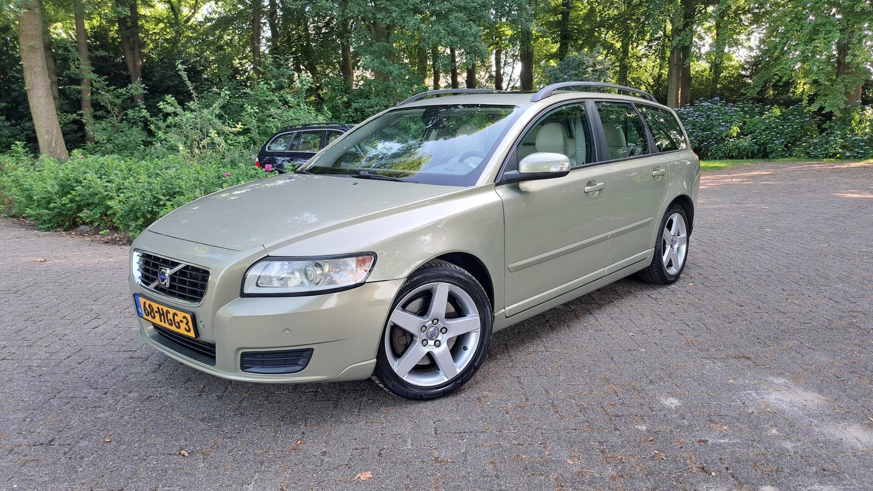 Volvo V50 - 2.5 T5 Kinetic VOL LEDER STOELVERW HOUT LMV UNIEK! - AutoWereld.nl