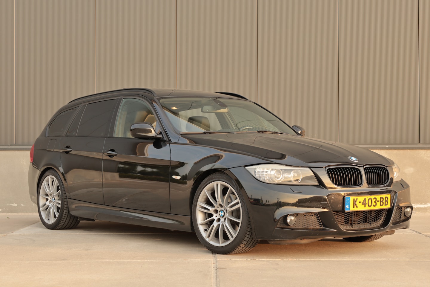 BMW 3-serie Touring - 318i M Sport 318i M Sport - AutoWereld.nl