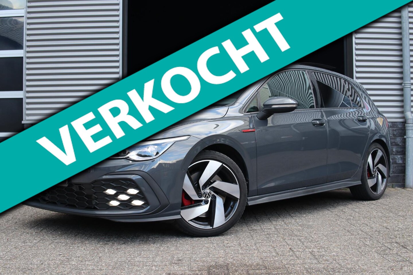Volkswagen Golf - 2.0 TSI GTI |Keyless|Camera|Sfeer|Pano|LED - AutoWereld.nl