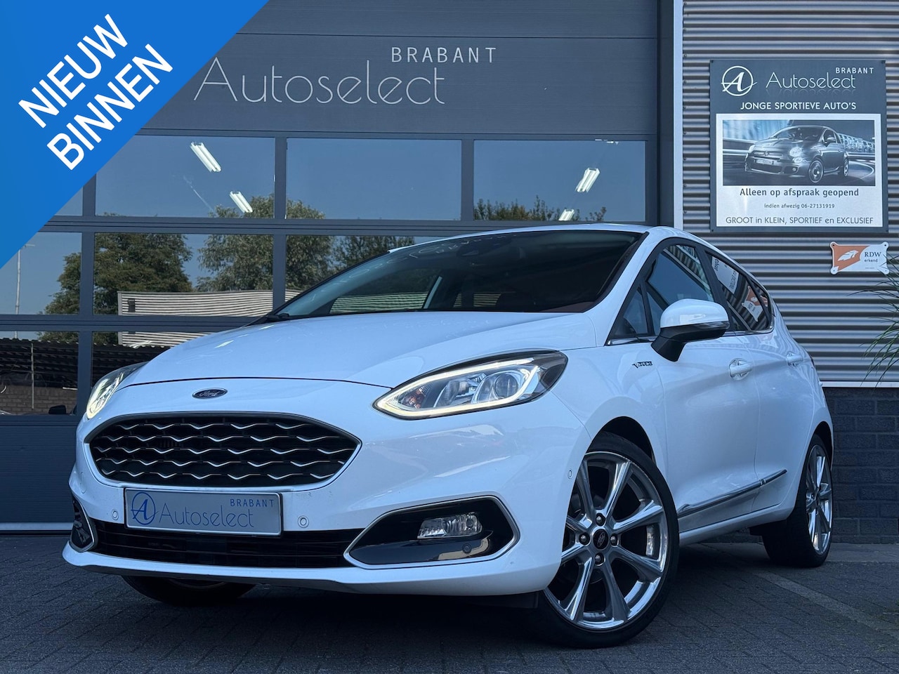 Ford Fiesta - 1.0 EcoBoost Vignale ACC Navi Camera - AutoWereld.nl