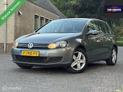 Volkswagen Golf - 1.4 highline/PDC/APK/NAVI/STLVW/LMV