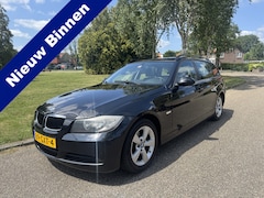 BMW 3-serie Touring - 320i Dynamic Executive AUTOMAAT, LEER, CLIMA