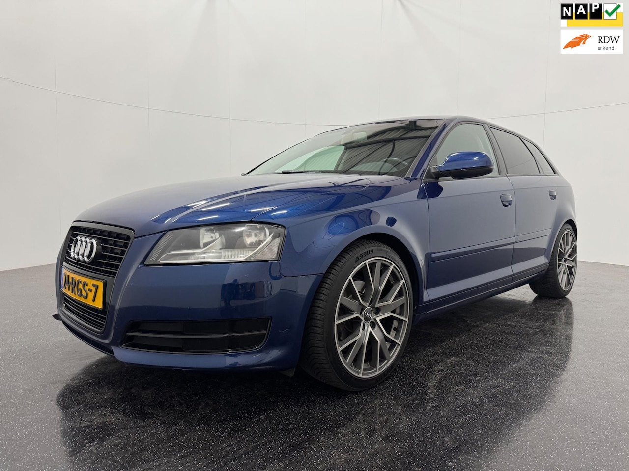 Audi A3 Sportback - 1.2 TFSI Attraction Pro Line Business 1.2 TFSI Attraction Pro Line Business - AutoWereld.nl