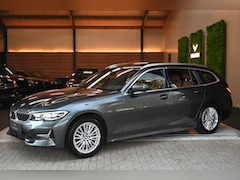BMW 3-serie Touring - 320i High Executive Edition - Adaptive Cruise Control - Memory - Panoramadak - El. Trekhaa