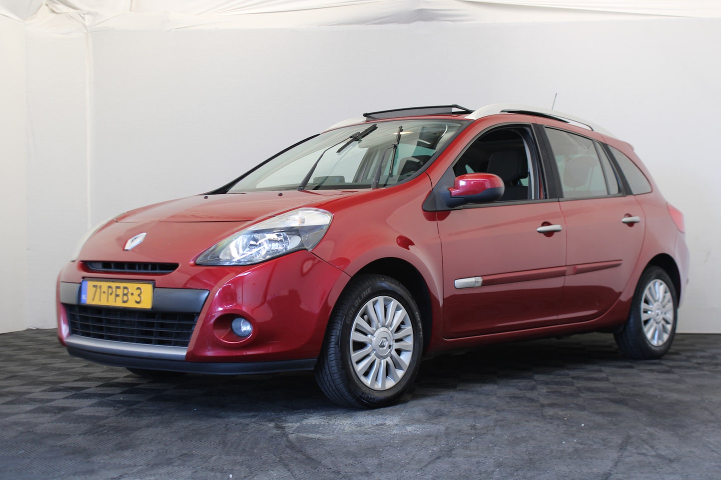 Renault Clio Estate - 1.2 TCE Collection Pano - AutoWereld.nl