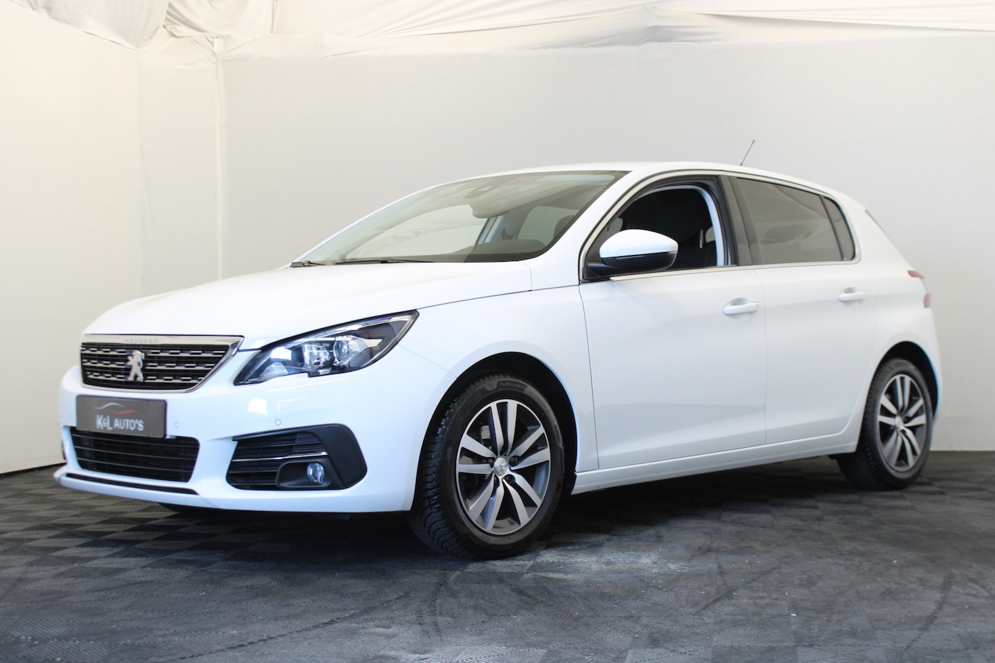Peugeot 308 - 1.2 PureTech Allure 1.2 PureTech Allure - AutoWereld.nl