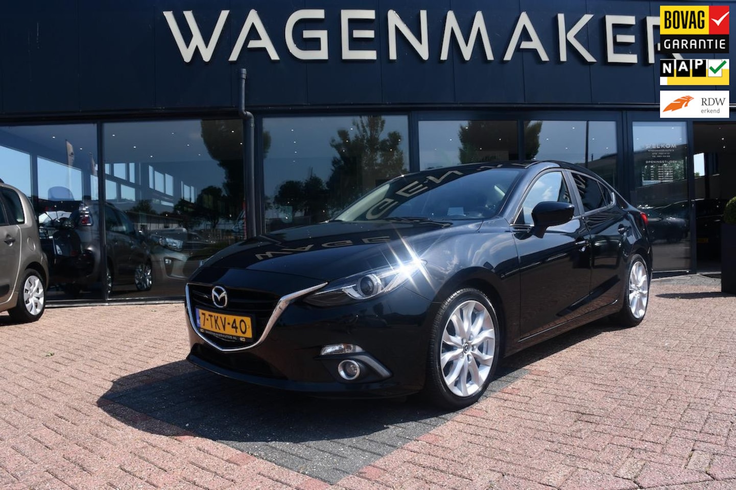 Mazda 3 - 2.0 GT-M Clima|Cruise|Headup|NAVI|Leder|DealerOH! - AutoWereld.nl