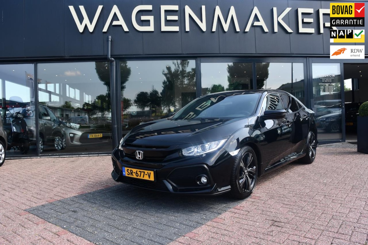 Honda Civic - 1.0 i-VTEC Premium AUT|ACC|NAVI|Cam|DealerOH - AutoWereld.nl