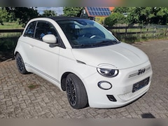 Fiat 500 - E-Cabrio- Najaarsopruiming tot 2000 Korting