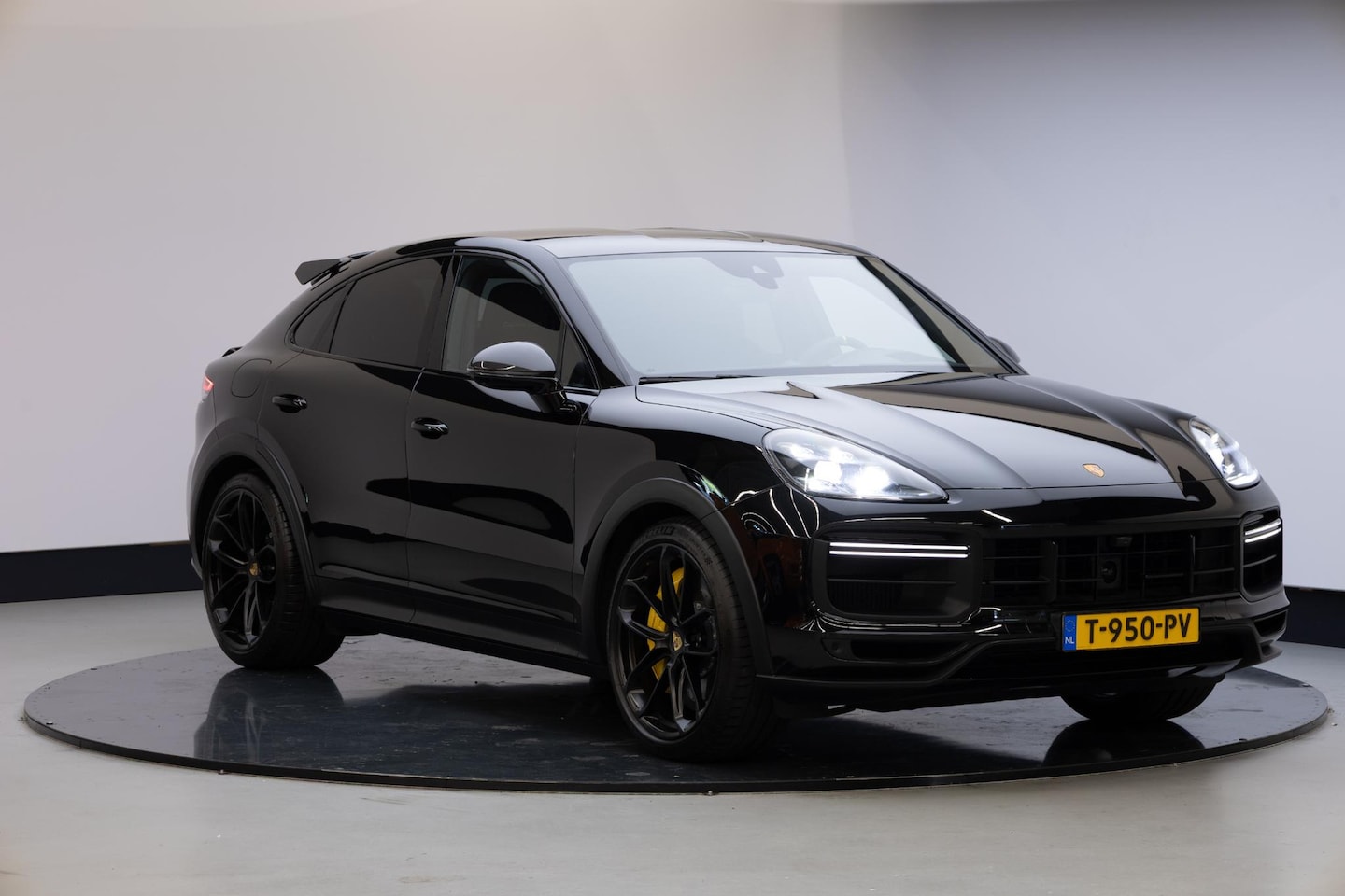 Porsche Cayenne Coupé - 4.0 Turbo GT | Burmester | 360 camera | - AutoWereld.nl