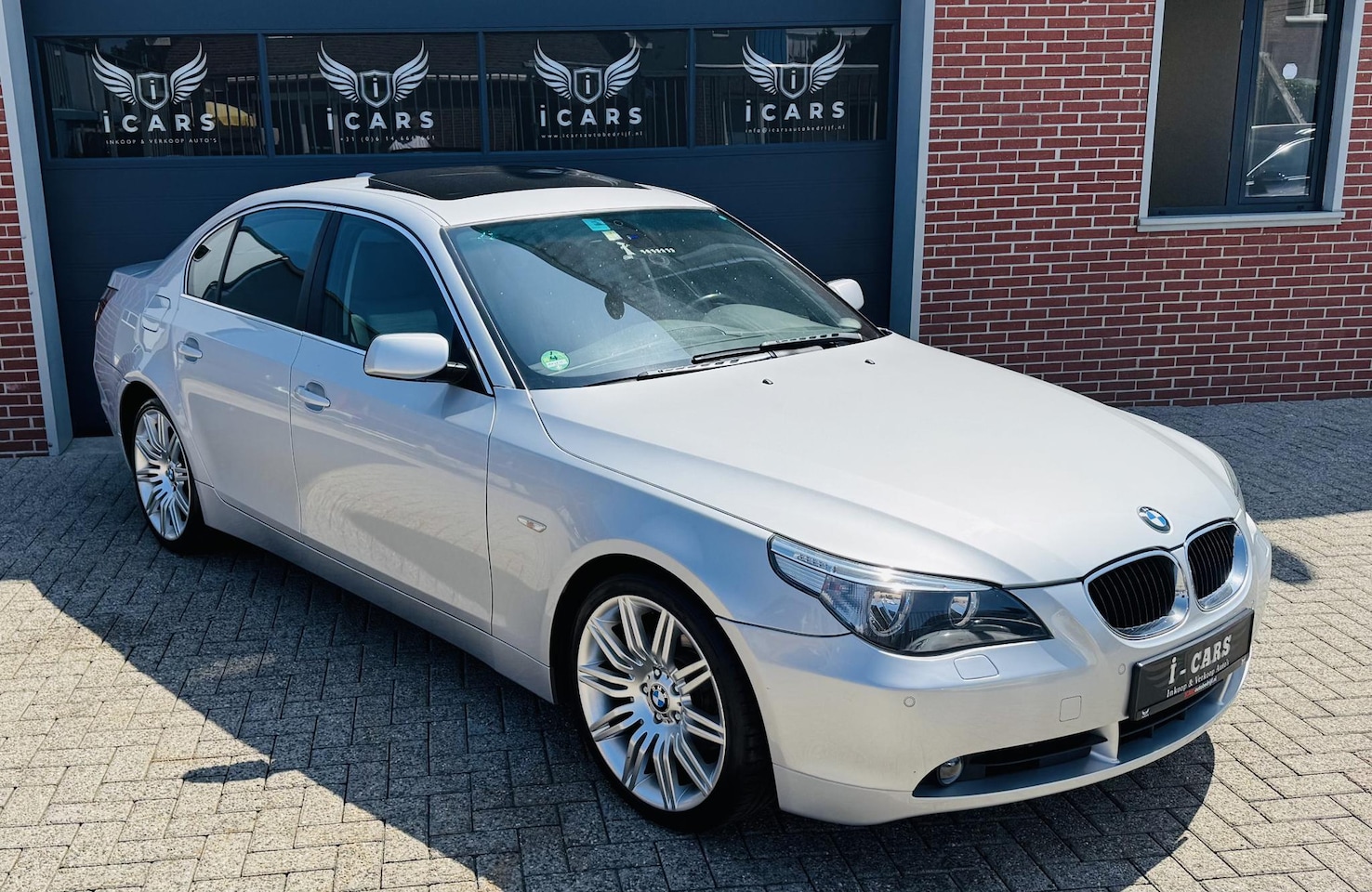 BMW 5-serie - 530i High Executive 2E EIGENAAR DEALER ONDERHOUDEN - AutoWereld.nl