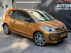 Volkswagen Up! - 1.0 BMT High Up 65.946 km Unieke Kleur Airco/Sound Plus/Stoelverwarming