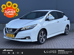 Nissan LEAF - N-Connecta 40 kWh / Eerste Eigenaar / Dealer Onderhouden / SOH 92% / Navigatie / Stoel ver