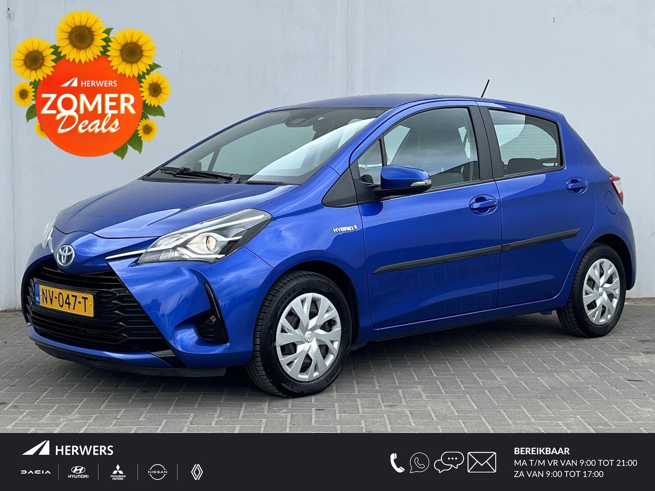 Toyota Yaris - 1.5 Hybrid Aspiration Automaat / Achteruitrijcamera / Navigatie full map / Cruise- en Clim - AutoWereld.nl