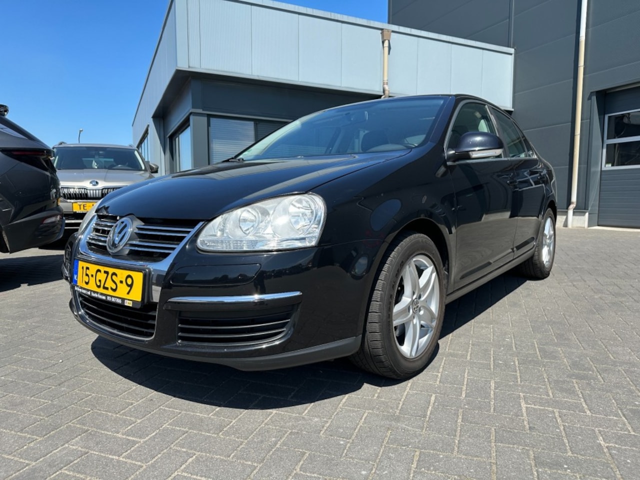 Volkswagen Jetta - 1.4 TSi ComfortLine Business Aut. Trekhaak - AutoWereld.nl