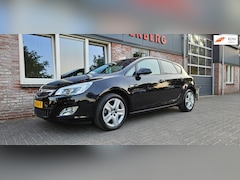 Opel Astra - 1.4 Edition Trekhaak Airco Cruise Control 5-Deurs Airco Leuke Auto