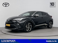 Toyota C-HR - 2.0 184 PK Hybrid Bi-Tone | NL-Auto | Trekhaak | Apple carplay |