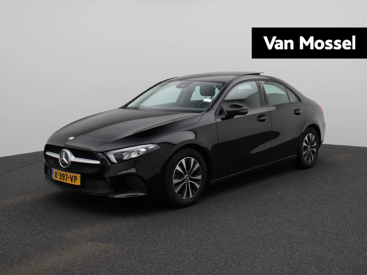 Mercedes-Benz A-klasse - 180 Business Solution Automaat | Apple/Android Play | Camera | Cruise | Keyless | Panorama - AutoWereld.nl