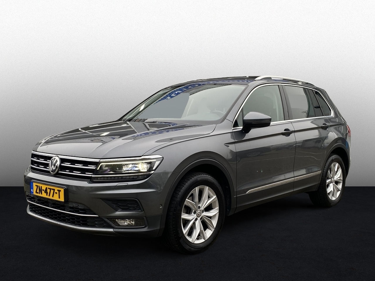 Volkswagen Tiguan - 1.4 TSI 4M. Highl./Digitaal/Carplay/Trekhaak/Leder/Stoelverw. - AutoWereld.nl