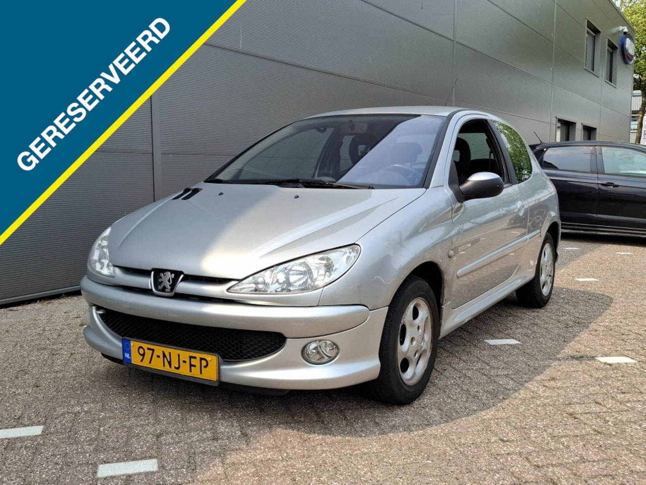 Peugeot 206 - 1.4 Quiksilver 3Drs Airco 136dkm✅ Nw APK - AutoWereld.nl