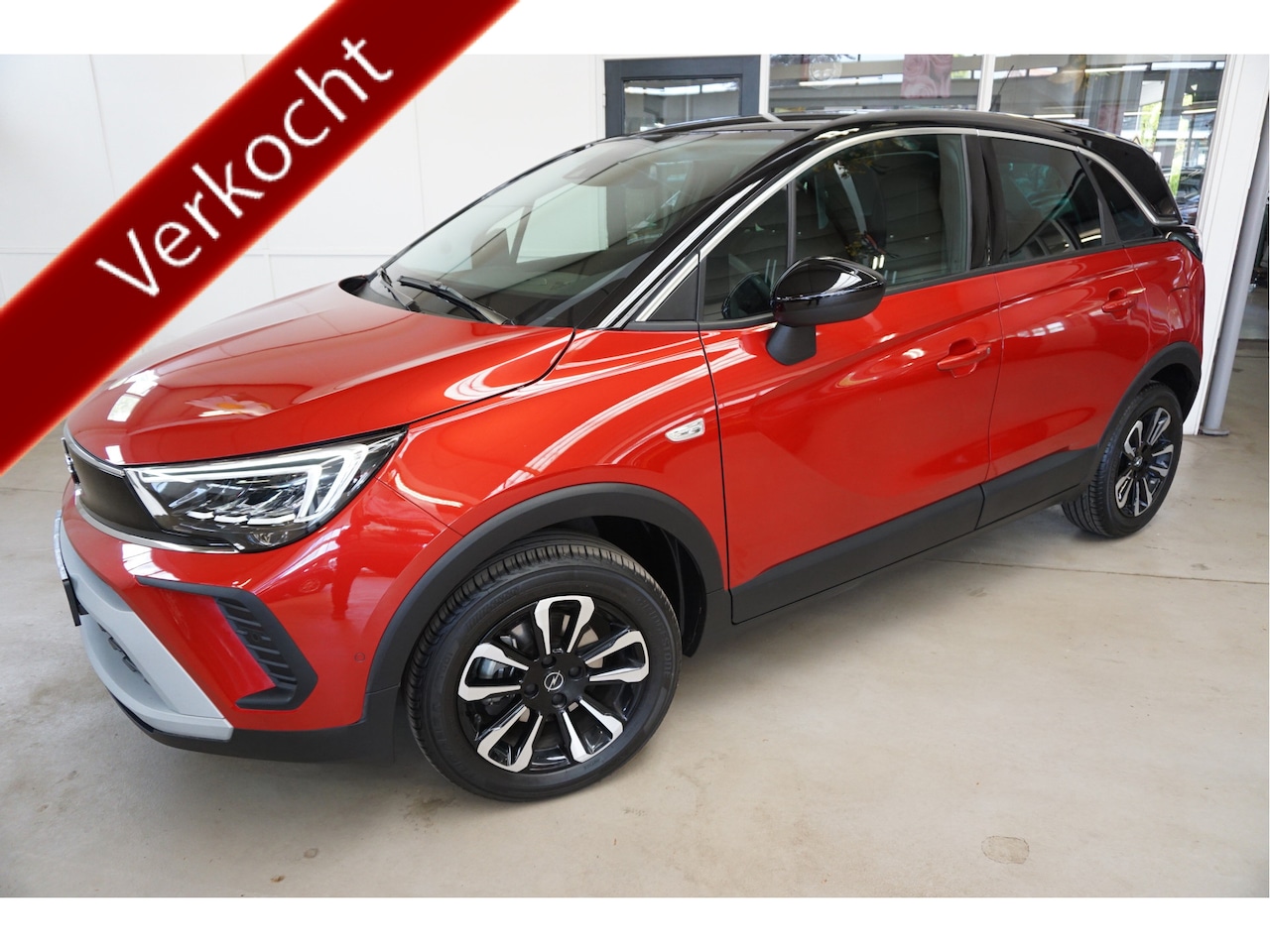 Opel Crossland - 1.2 Turbo Elegance Navi Blis Camera Incl. afleverbeurt en 12 Bovag garantie - AutoWereld.nl