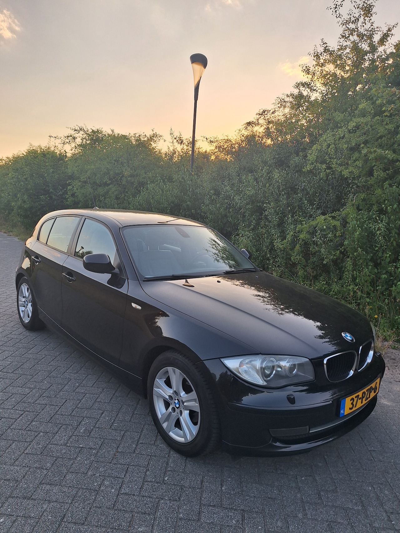 BMW 1-serie - 116i EffDyn. Ed. Business Line Ultimate Edition - AutoWereld.nl