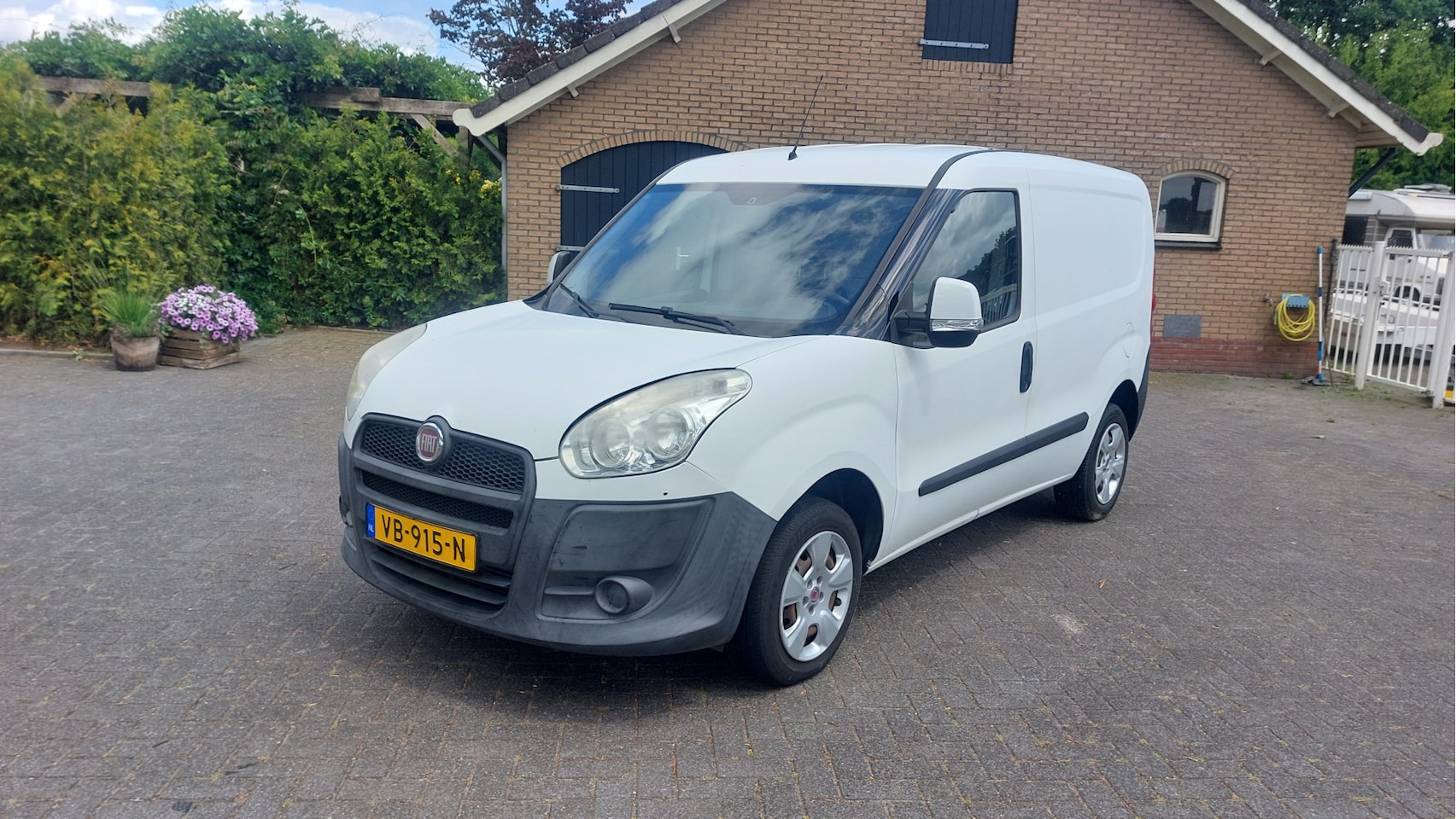 Fiat Doblò Cargo - 1.3 MultiJet Actual AIRCO BJ 2010 MOTOR DEFECT - AutoWereld.nl