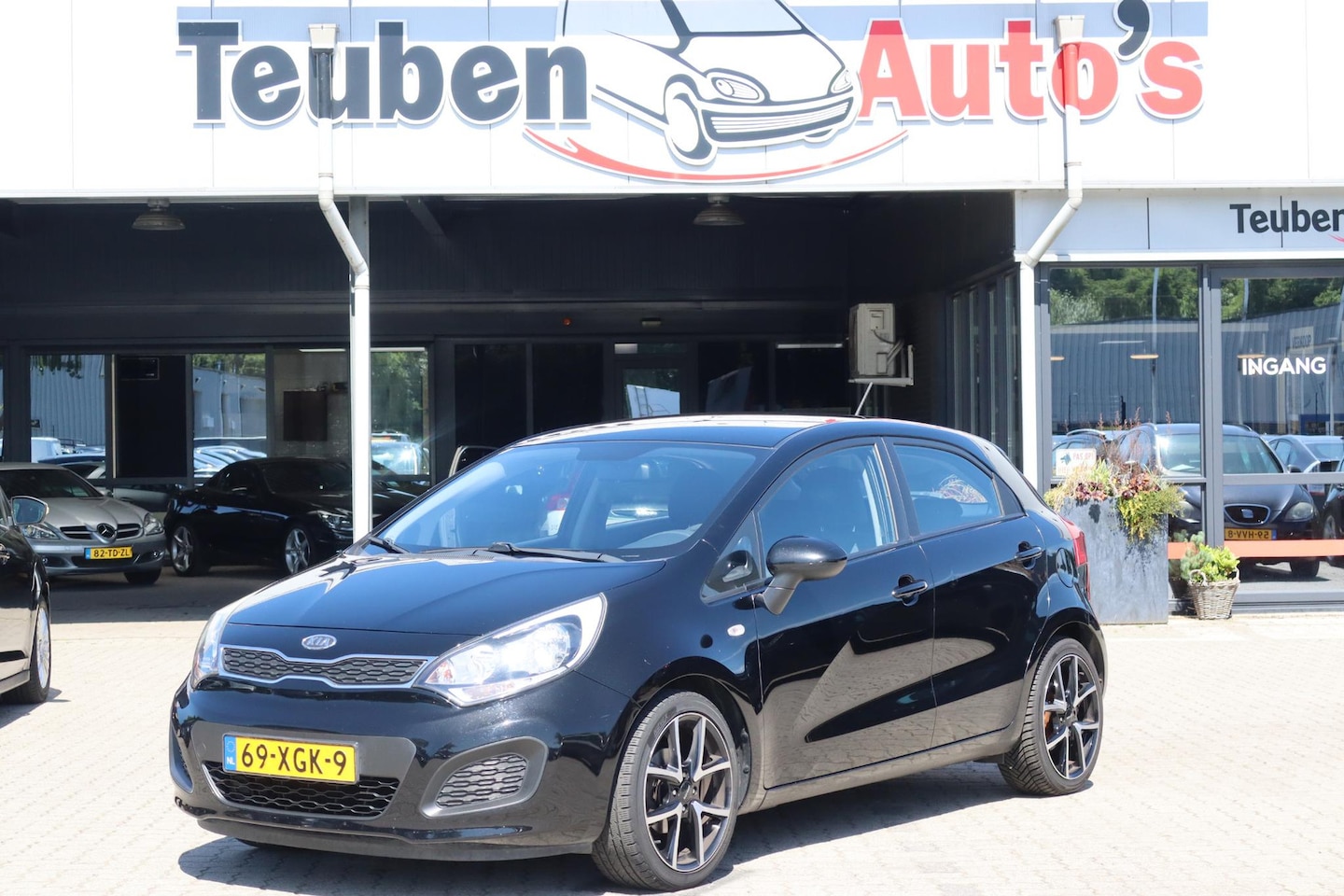 Kia Rio - 1.2 CVVT Comfort Pack Airco, Radio cd speler, Lichtmetalen wielen - AutoWereld.nl