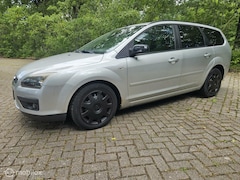 Ford Focus Wagon - 1.8-16V Ambiente Flexifuel LEES TEKST