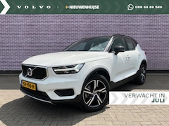 Volvo XC40 - T4 Geartronic Momentum | Adaptieve Cruise control | Parkeercamera | Verwarmbare voorruit |