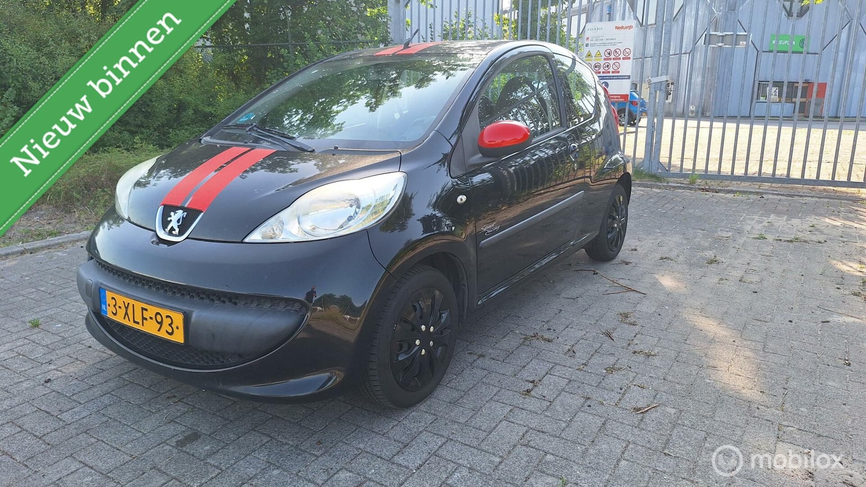 Peugeot 107 - 1.0-12V XS 1.0-12V XS - AutoWereld.nl