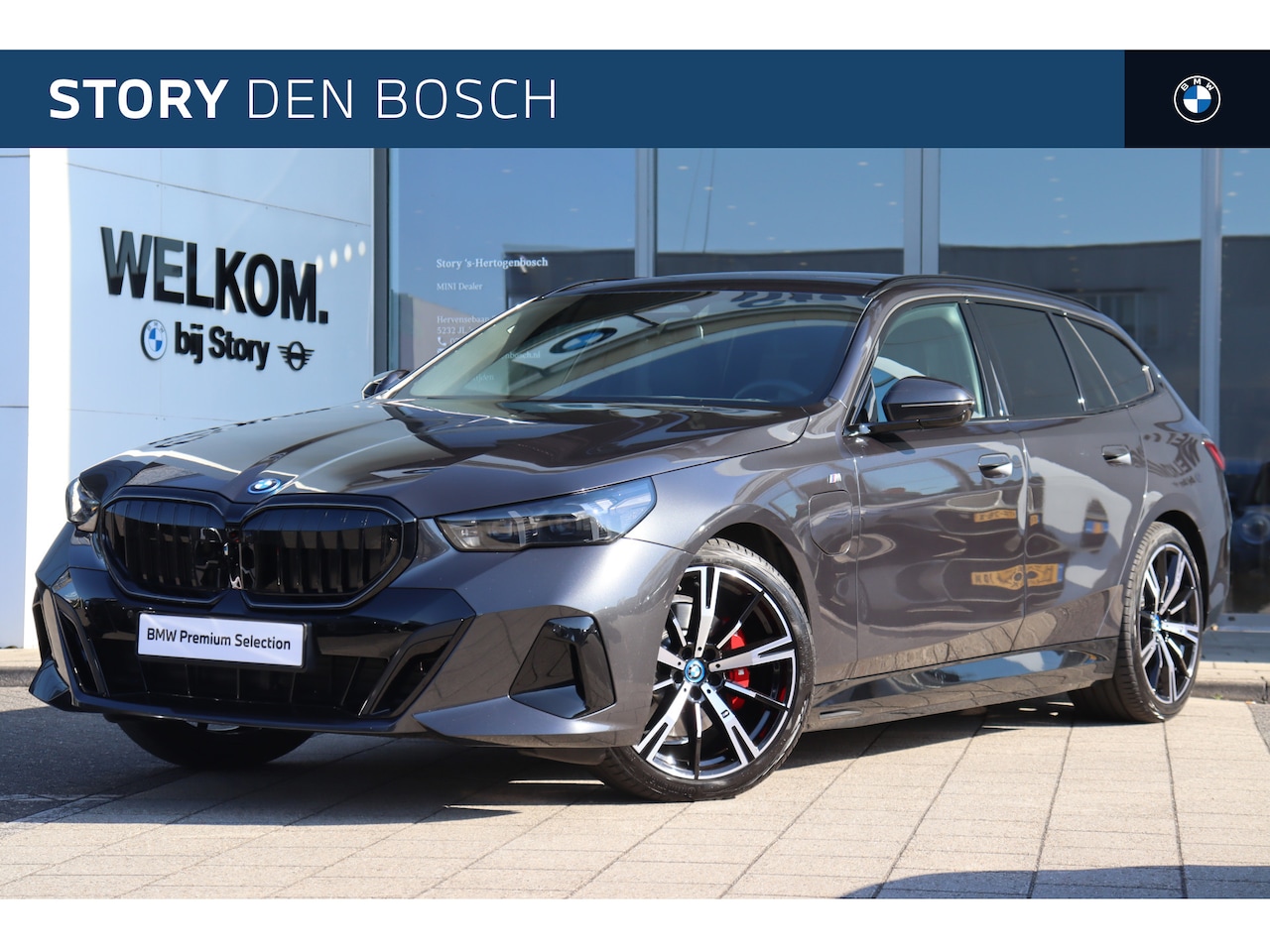 BMW 5-serie Touring - 530e M Sport Automaat / Trekhaak / Adaptieve LED / Comfort Access / Parking Assistant Plus - AutoWereld.nl