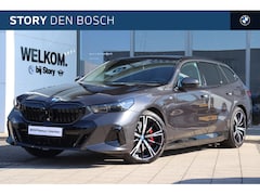 BMW 5-serie Touring - 530e M Sport Automaat / Trekhaak / Adaptieve LED / Comfort Access / Parking Assistant Plus