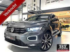 Volkswagen T-Roc - 1.5 TSI Sport/ CarPlay/ 19''LMV/ Virtual Dashboard