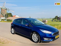 Ford Focus - 1.5 Titanium|DEALER ONDERHOUDEN|VOLLEDIGE HISTORIE|NETTE AUTO