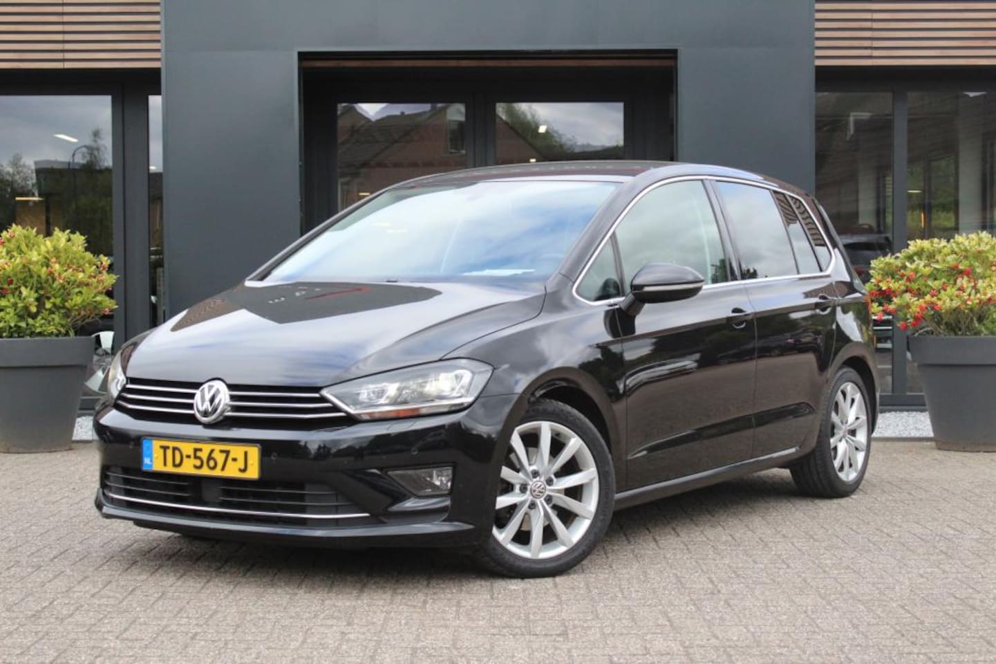 Volkswagen Golf Sportsvan - 1.4 TSI Highline 1.4 TSI 125pk Highline - AutoWereld.nl