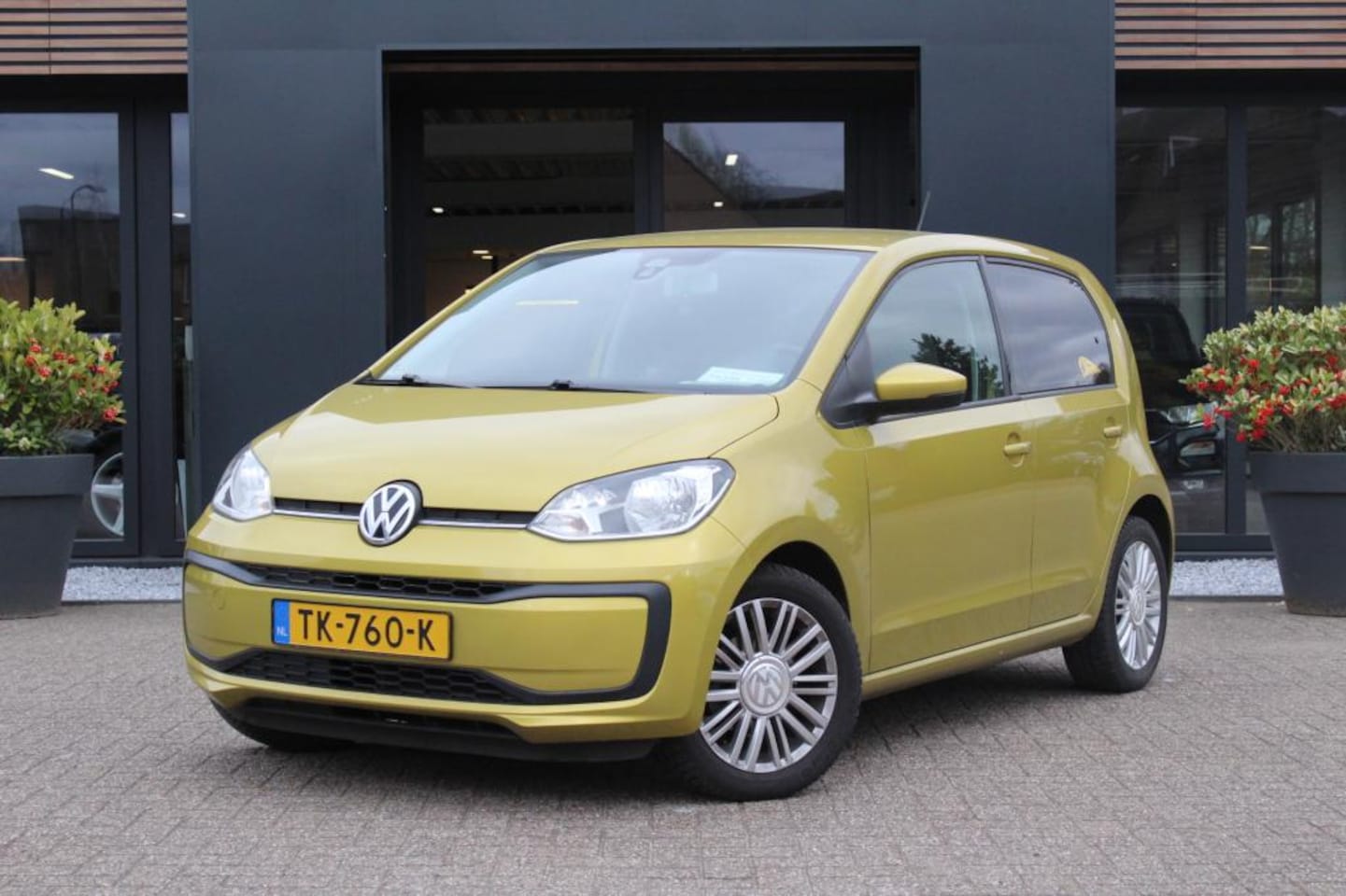 Volkswagen Up! - Up 1.0 60pk move up! 5 Drs Airco - AutoWereld.nl