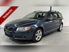 Volvo V70 - 2.5T Momentum AUTOMAAT / YOUNGTIMER