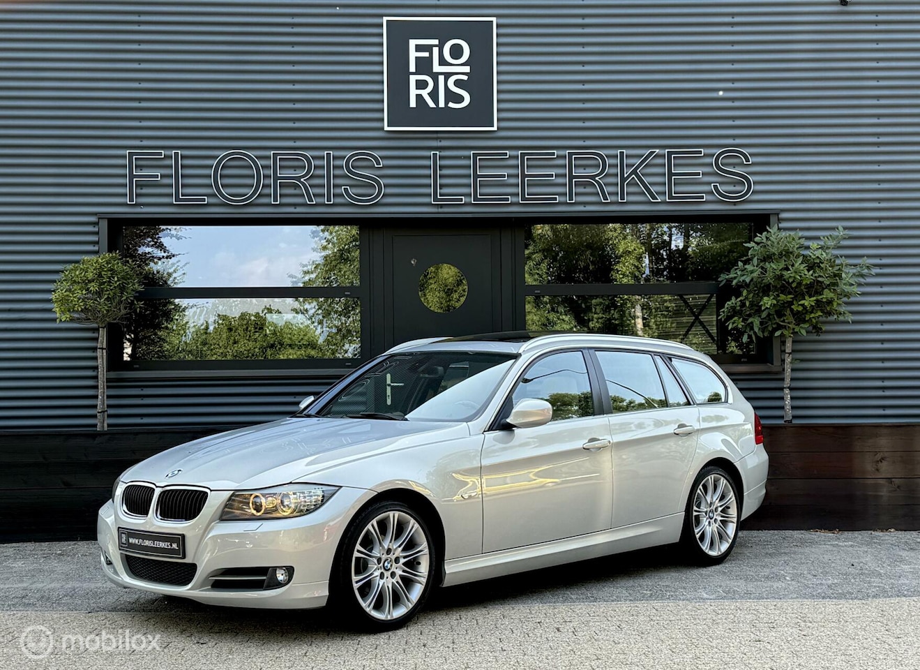 BMW 3-serie Touring - 318i | Youngtimer | Pano | Beige Leer - AutoWereld.nl