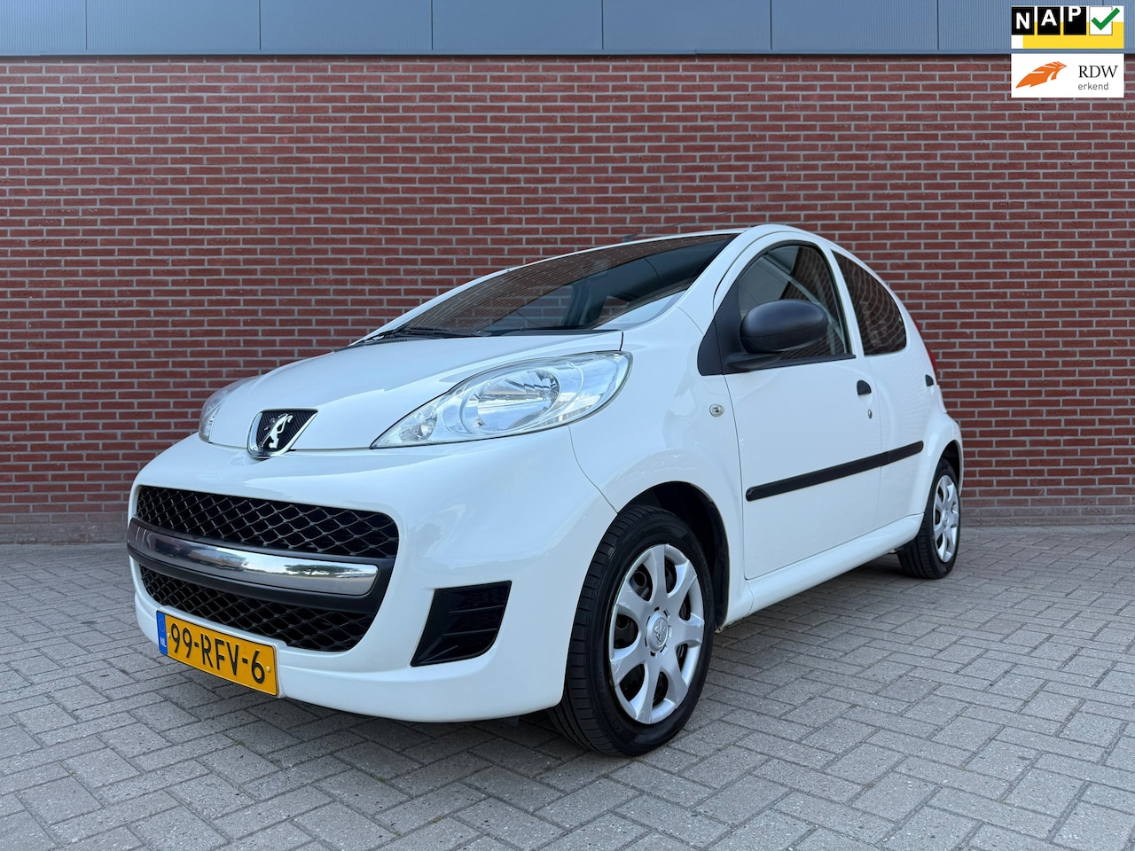 Peugeot 107 - 1.0-12V XR Nap / 5-deurs / Airco / Nette staat - AutoWereld.nl