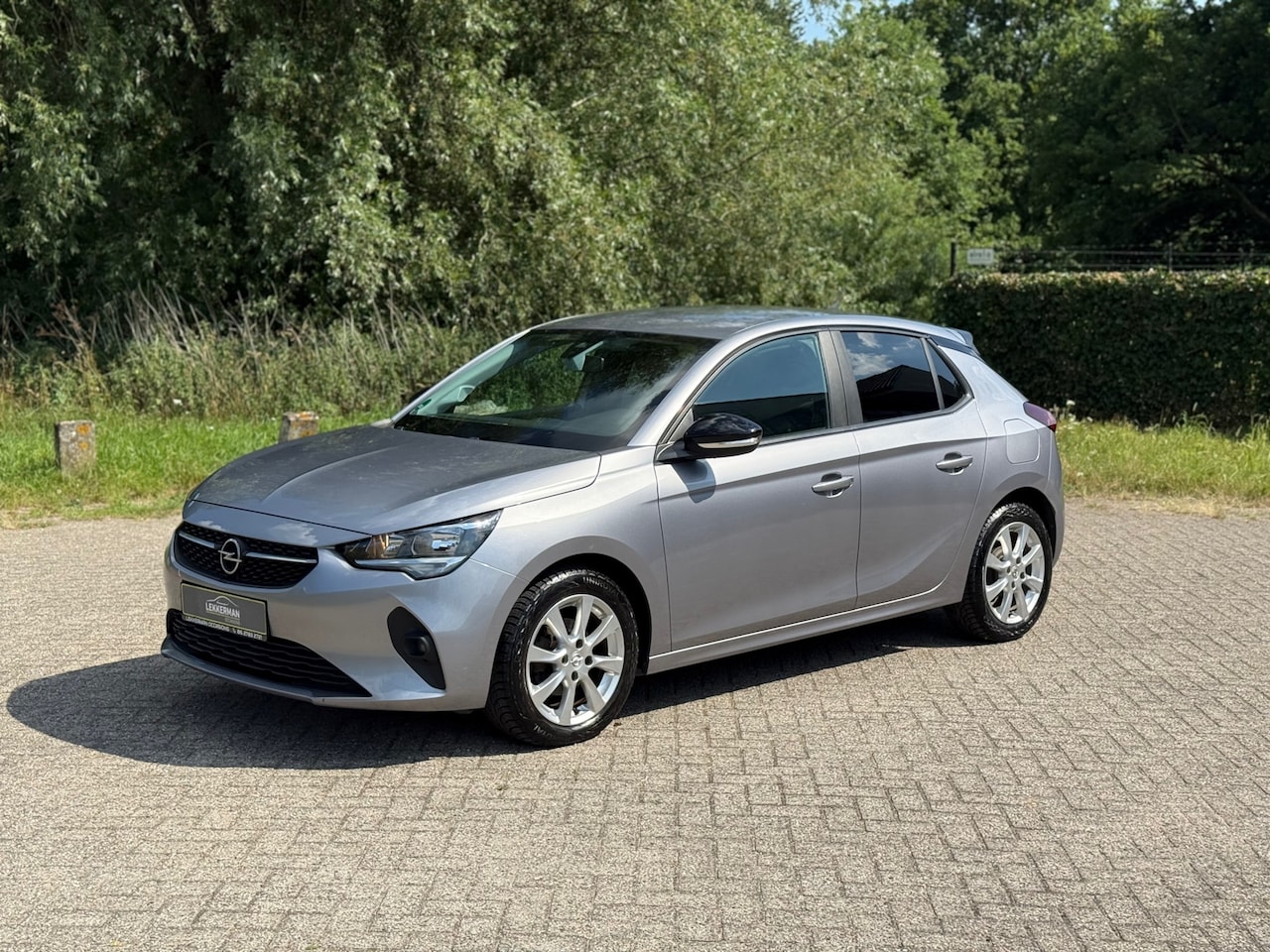 Opel Corsa - 1.2 Elegance APPLECARPLAY I CRUISE I STUUR VERW I NWE APK - AutoWereld.nl