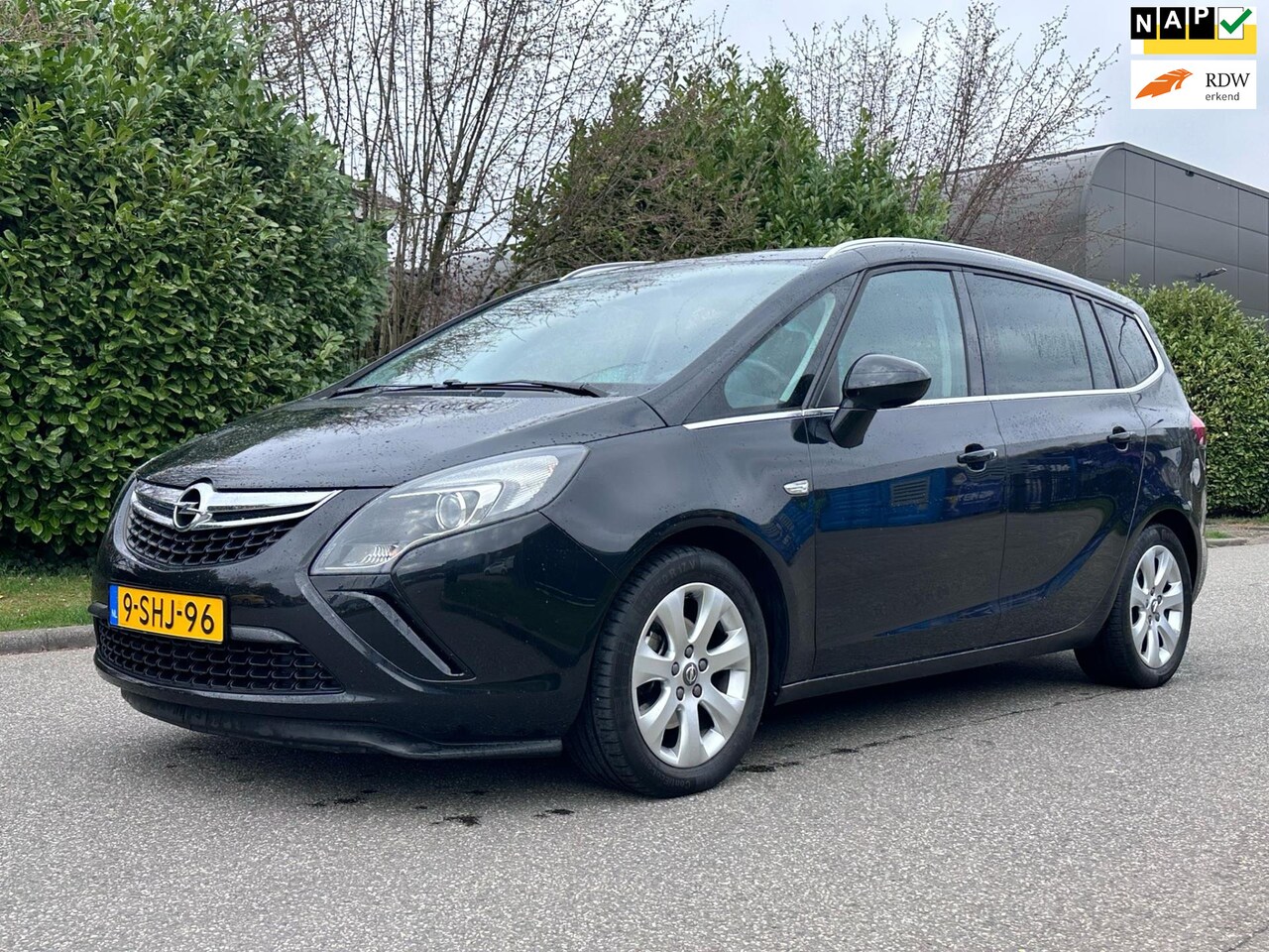 Opel Zafira Tourer - 1.4 Edition 7p. 1e Eigenaar*Cruise*Trekhaak*Clima*NAP*LM velgen*Parkeersensoren* - AutoWereld.nl