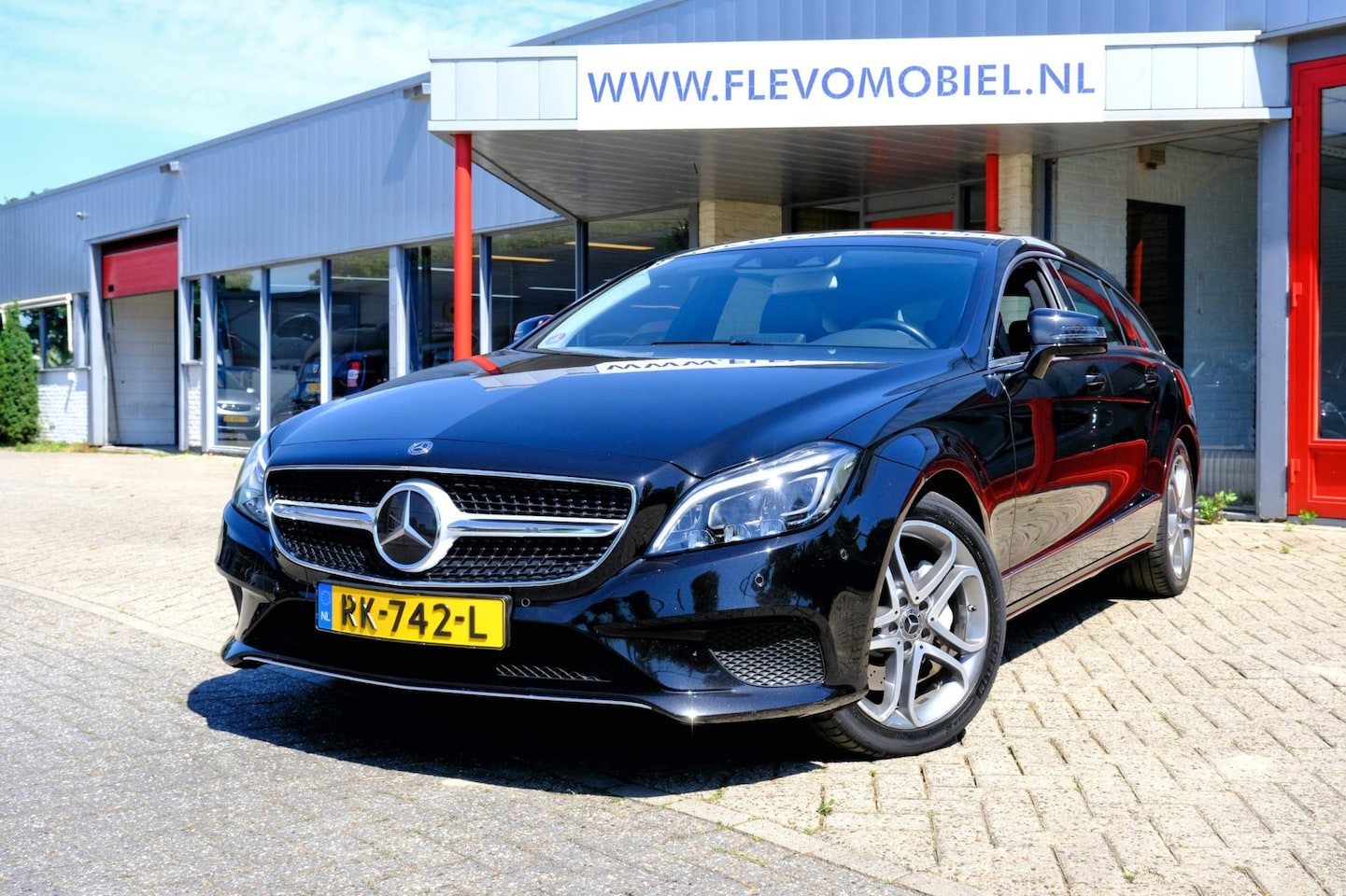 Mercedes-Benz CLS-klasse Shooting Brake - 400 Sport Edition Aut. 333 PK Navi|Leder|LED|PDC|Ambiance - AutoWereld.nl