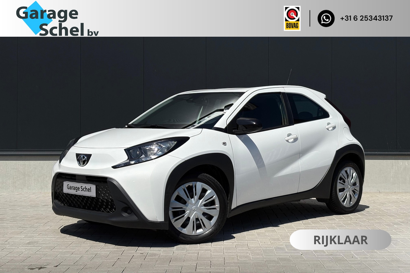 Toyota Aygo X - 1.0 VVT-i MT Play 72pk - Camera - Cruise - Lane - Carplay - Rijklaar - AutoWereld.nl
