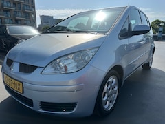Mitsubishi Colt - 1.3 Invite Airco 1e Eigenaar Zeer Laag kilometers Nieuwe Apk Als Nieuw