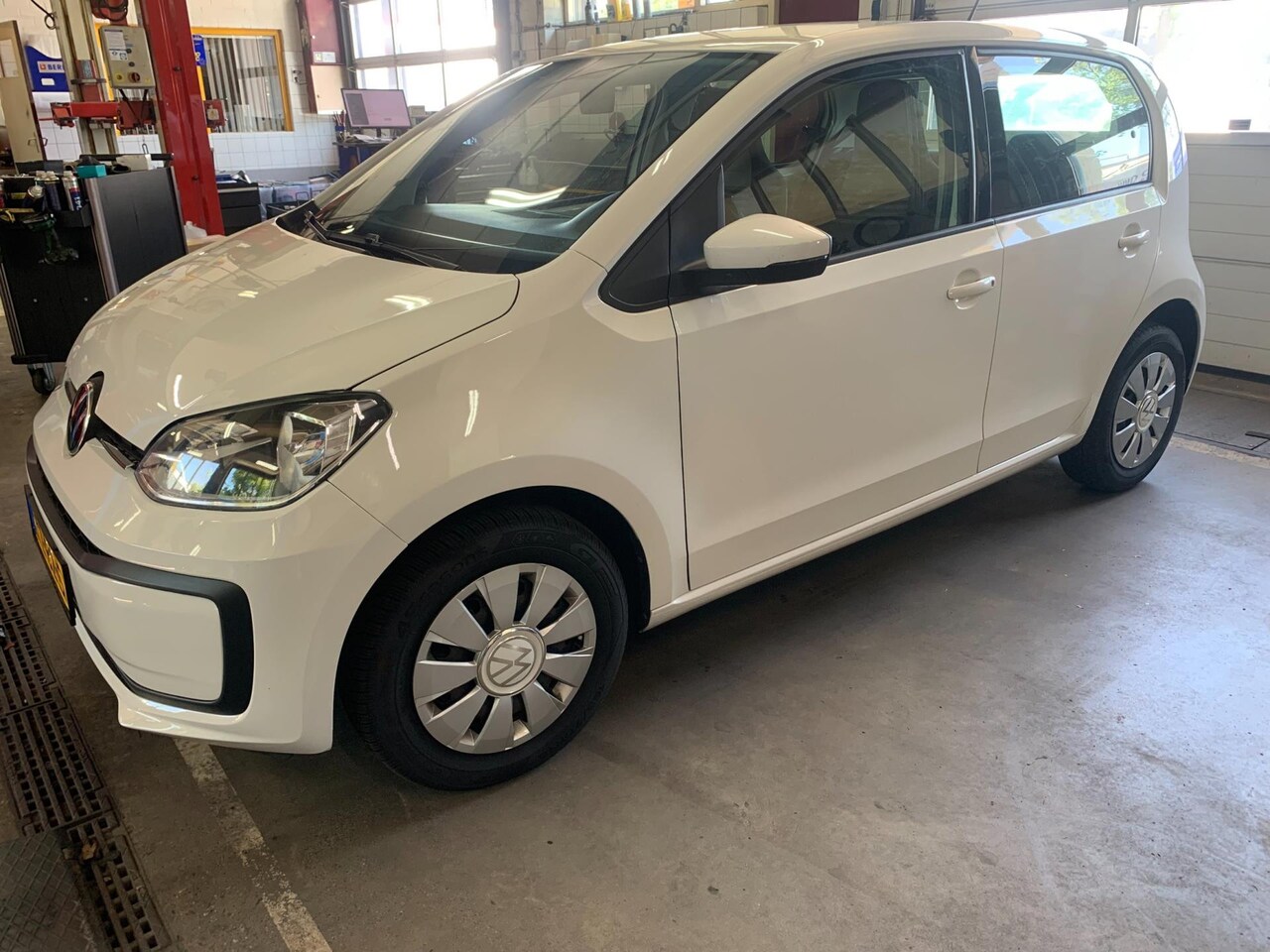 Volkswagen Up! - 1.0 BMT take up! 1.0 BMT take up! - AutoWereld.nl
