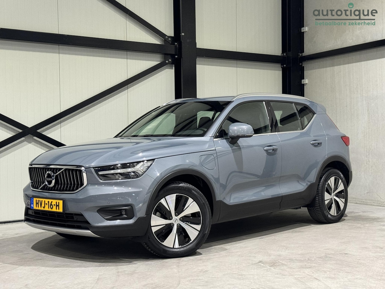 Volvo XC40 - 1.5 T4 Recharge Inscription Expression Aut. | navi | carplay | trekhaak | - AutoWereld.nl