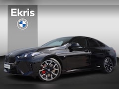BMW 2-serie Gran Coupé - 220 M Sportpakket Pro/ Stuurwielverwarming/ Comfort Access/ panoramadak/ Sportstoelen/ Sto