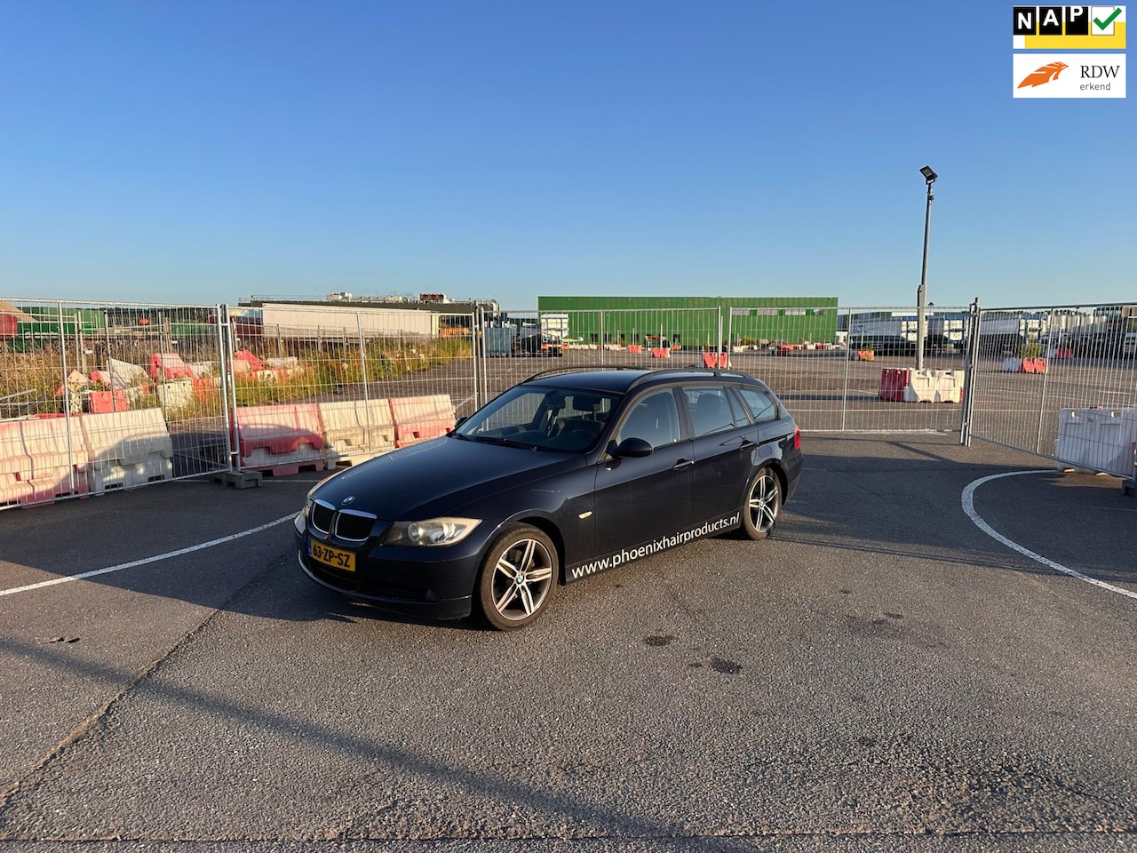 BMW 3-serie Touring - 318i Business Line Clima.Navi - AutoWereld.nl